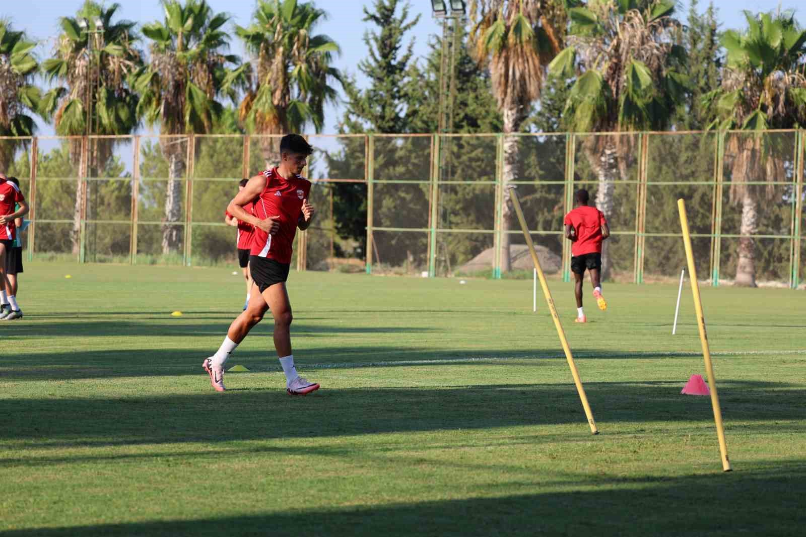 Adanaspor, Esenler Erokspor maçı hazırlıklarını sürdürdü
