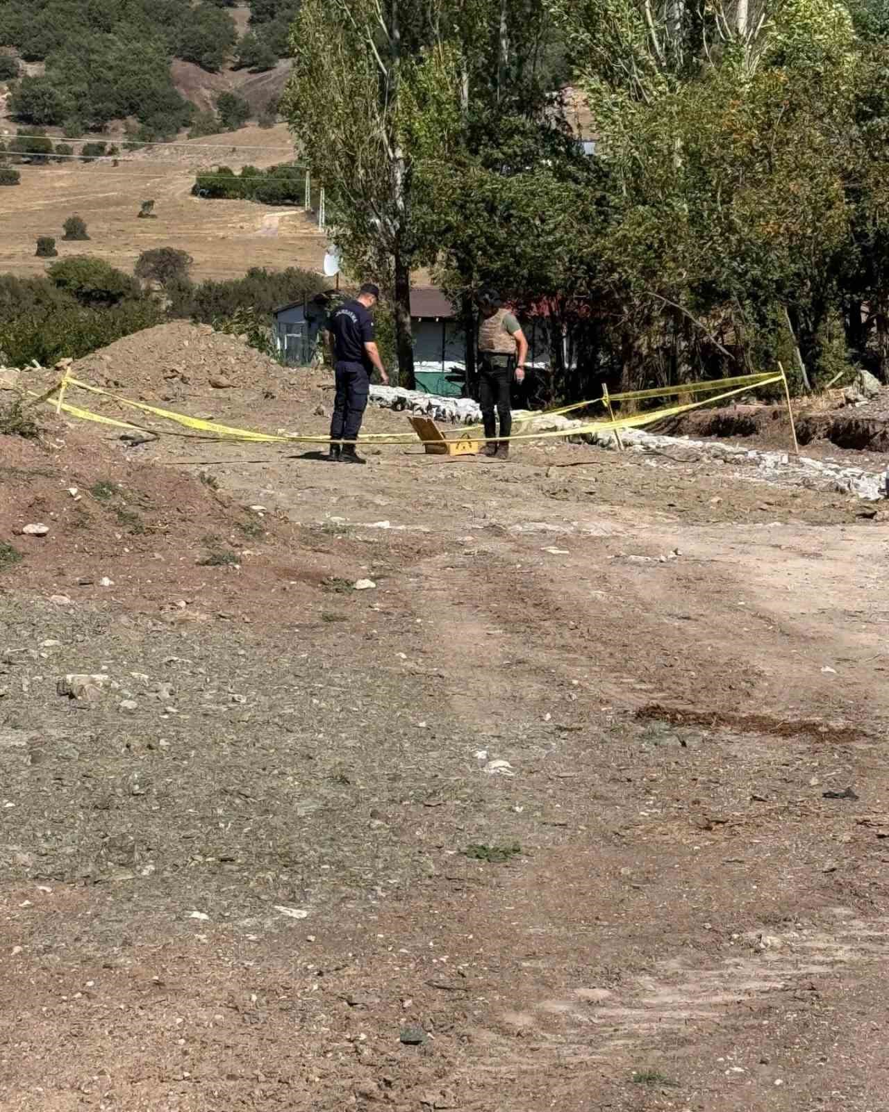 Yozgat’ta tarlada patlamamış top mermisi bulundu
