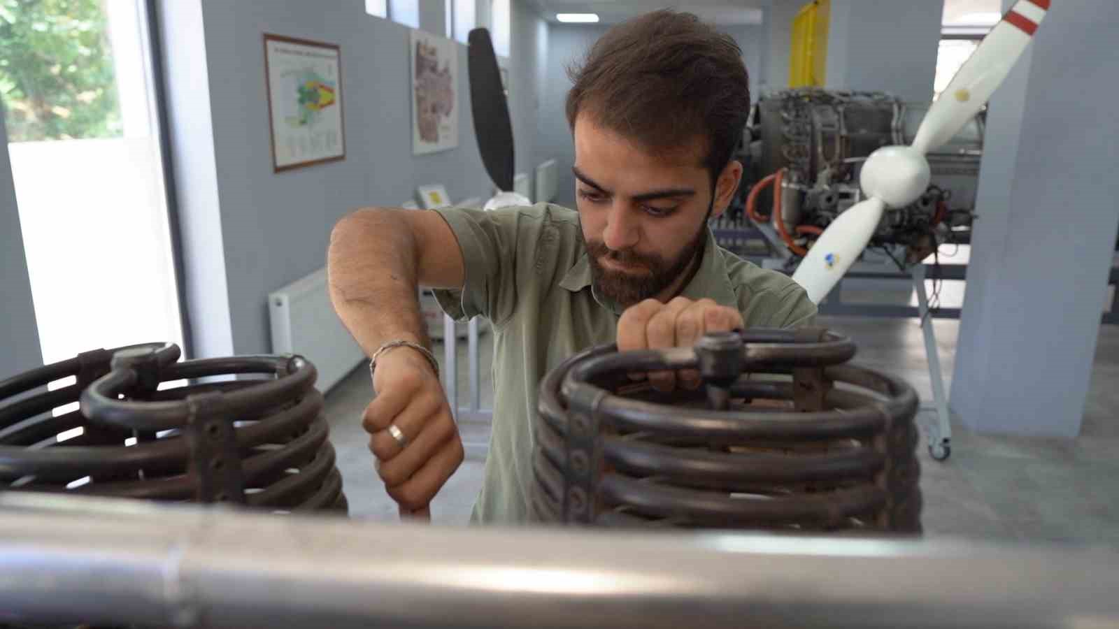 Balon teknisyenliği eğitimi ile gençler hayallerindeki mesleğe kavuşuyor
