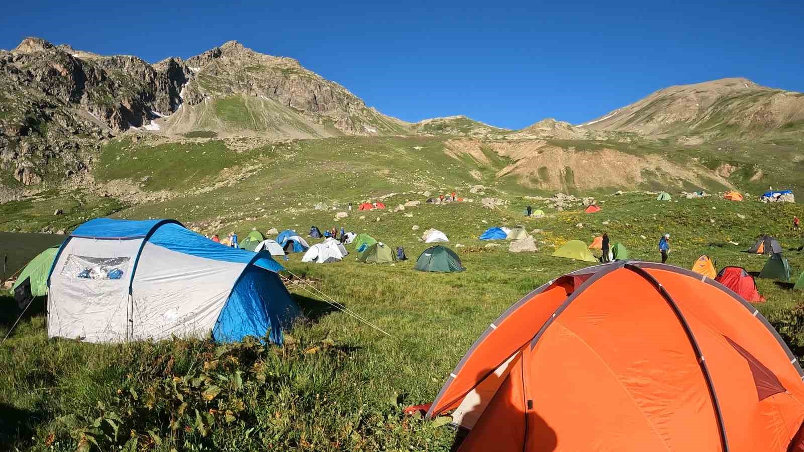 Çayeli’nde 10. Uluslararası Dağcılık Turizm ve Yayla Şenliği festivali düzenlendi
