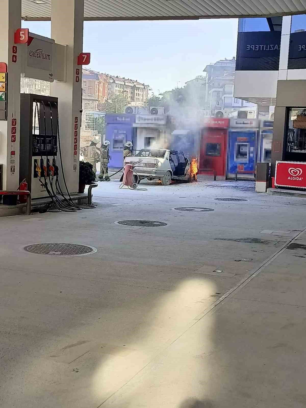 Üsküdar’da akaryakıt istasyonunda faciadan dönüldü
