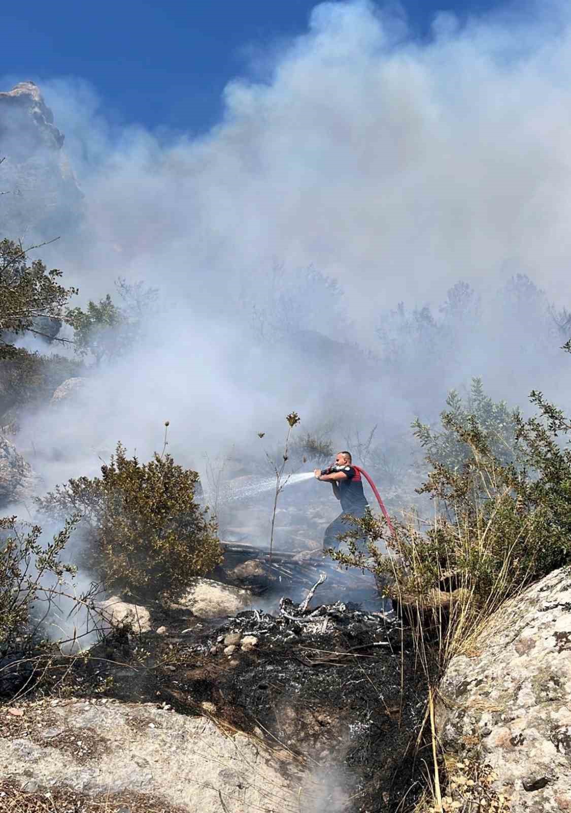 Bodrum’da çıkan yangın MUSKİ’nin arıttığı su ile söndürüldü
