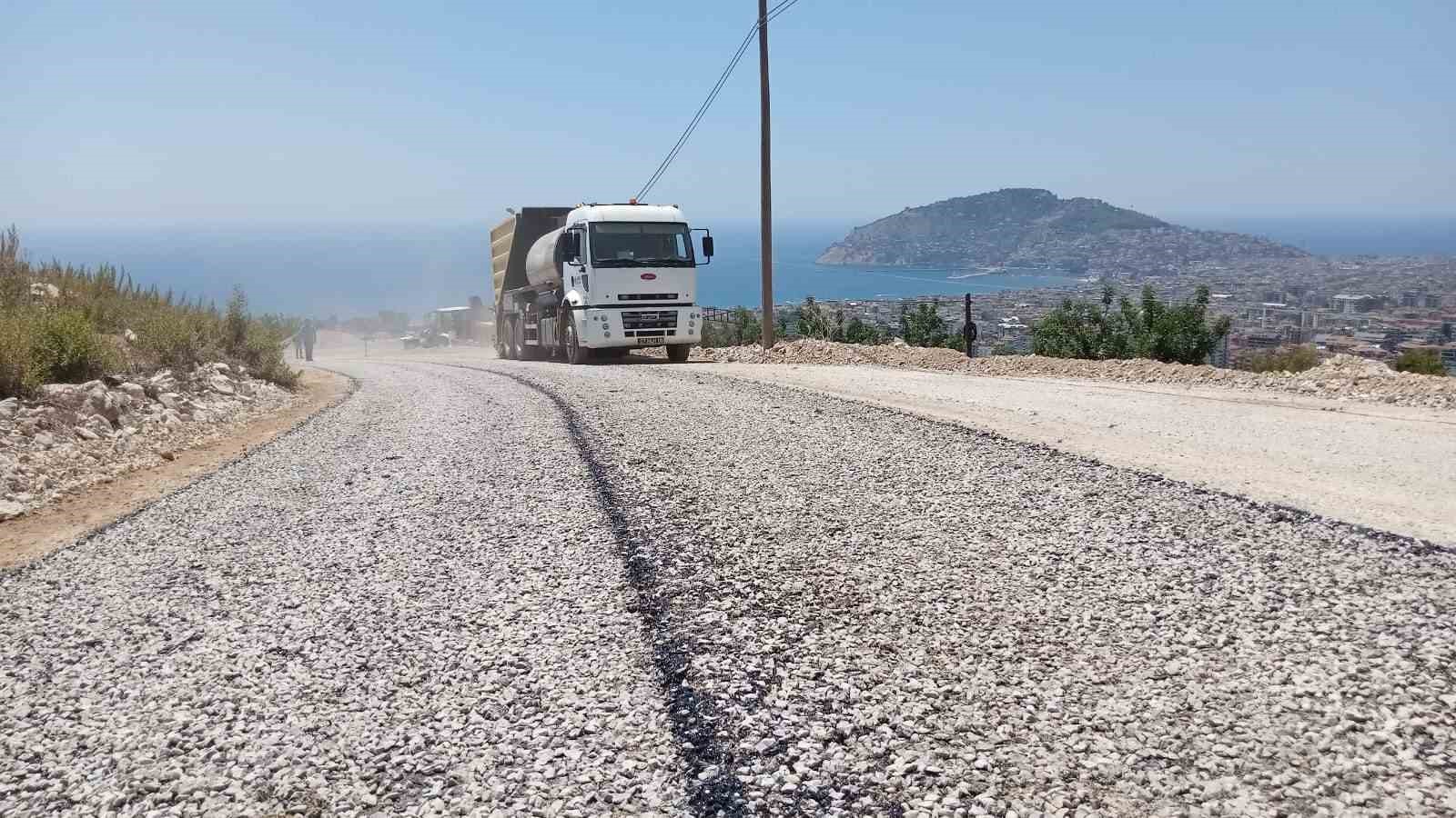 Alanya Belediyesi’nden asfalt çalışması
