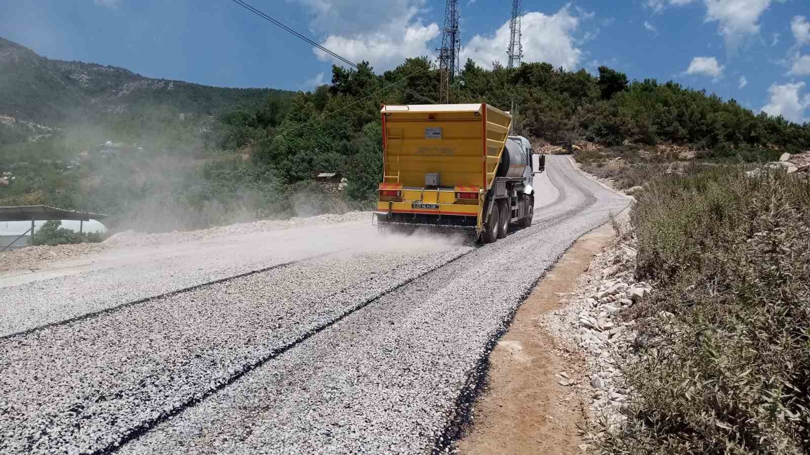 Alanya Belediyesi’nden asfalt çalışması
