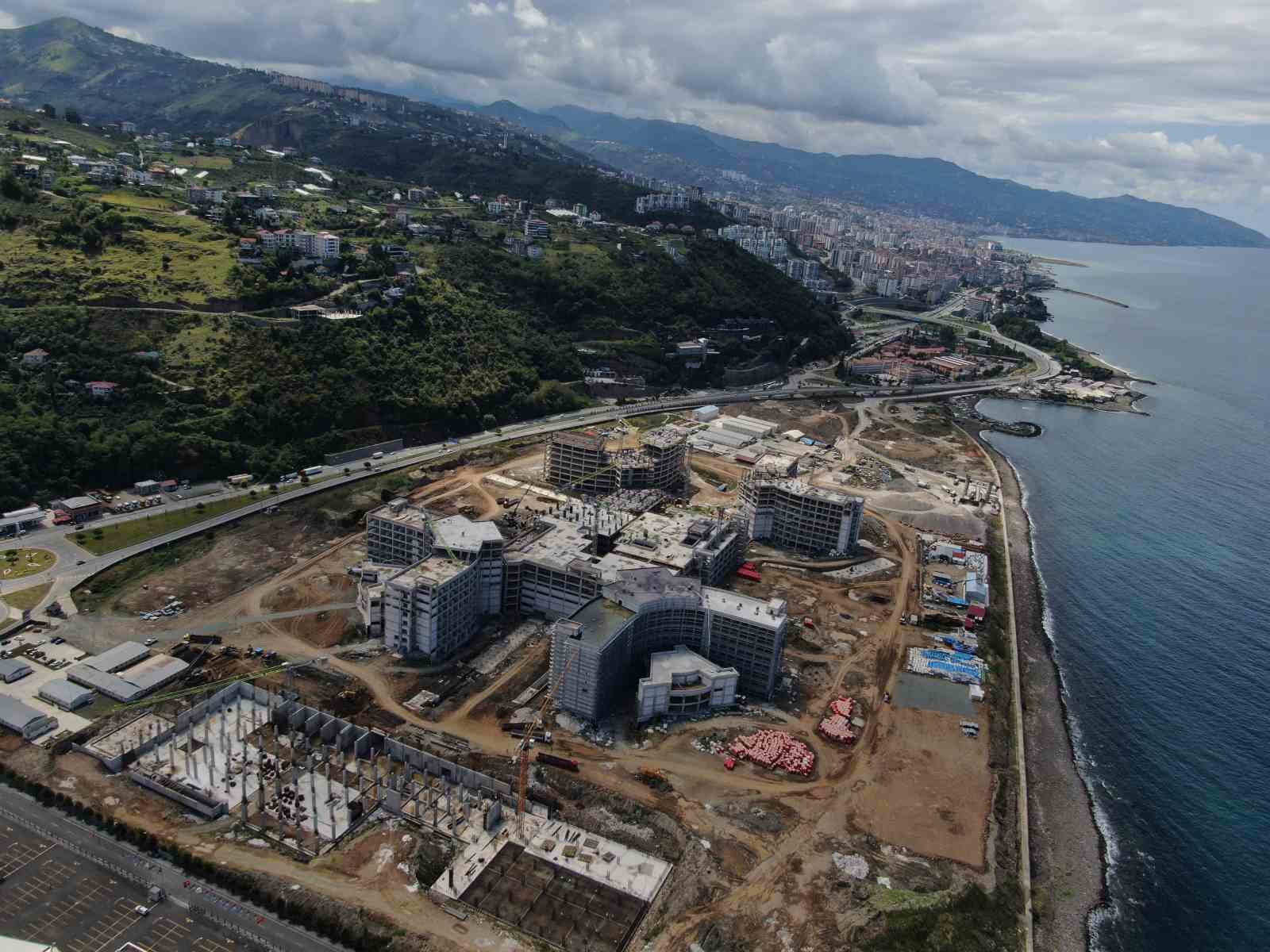 Trabzon Şehir Hastanesi’nde sona doğru
