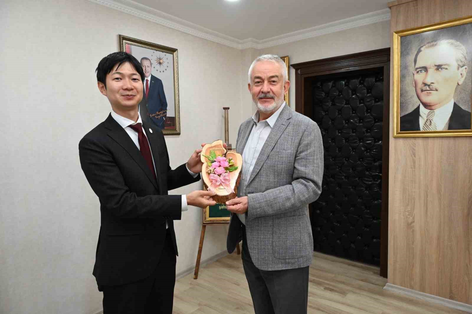 Isparta Belediyesi, Japonya Büyükelçiliğinin 