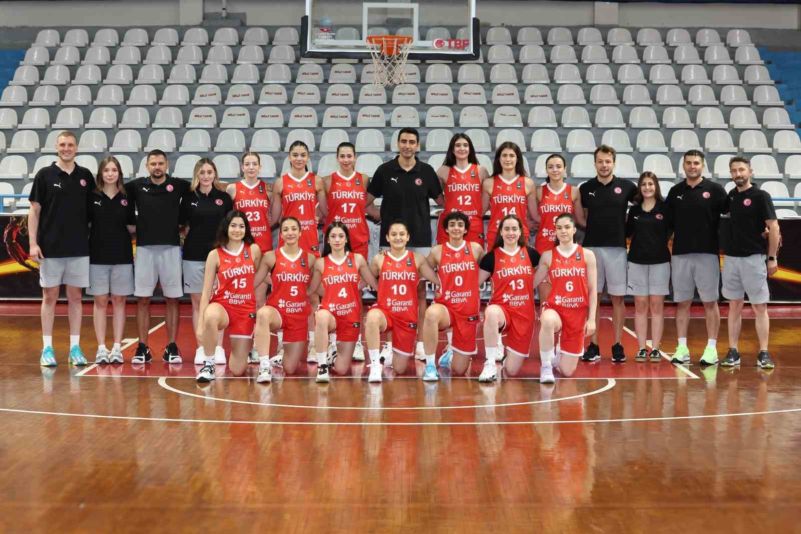 Milliler, FIBA 18 Yaş Altı Kızlar Avrupa Şampiyonası hazırlıklarını tamamladı
