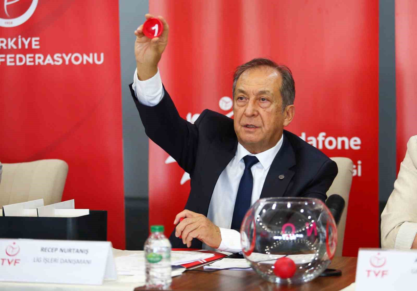 Vodafone Sultanlar Ligi’nde 2024-2025 voleybol sezonu fikstürü çekildi
