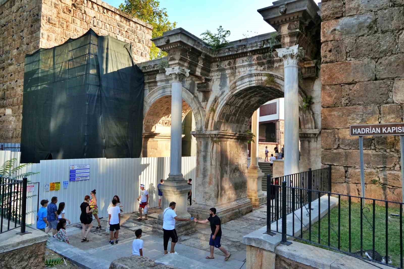 Zengin bir tarihi geçmişe sahip olan Kaleiçi, UNESCO yolunda
