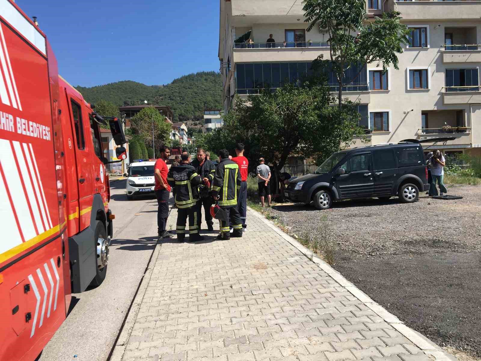 Krikonun boşalması sonucu aracın altında kaldı
