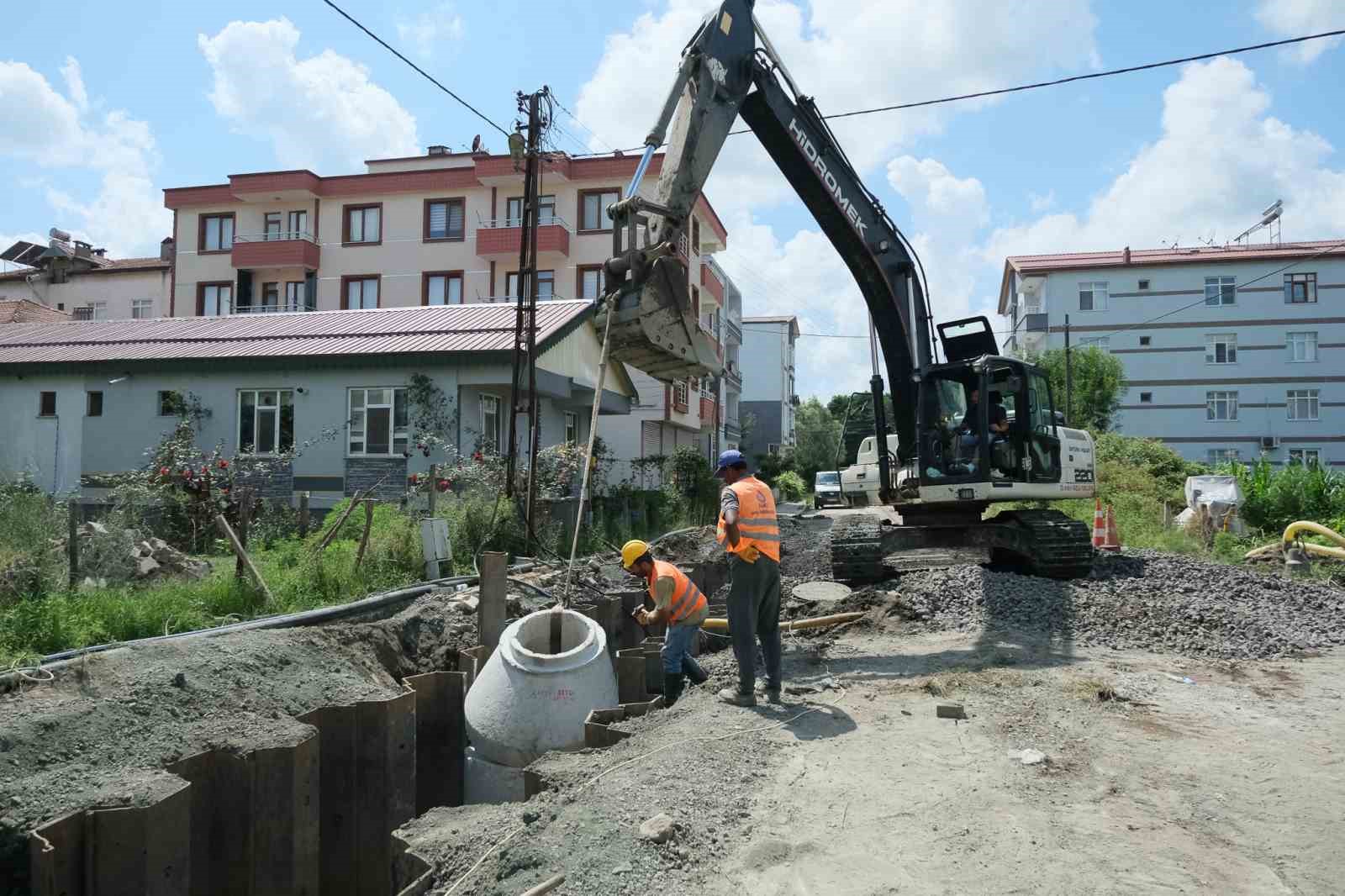 Saniyede 2 bin litre yağmur suyunu denize pompalayacak
