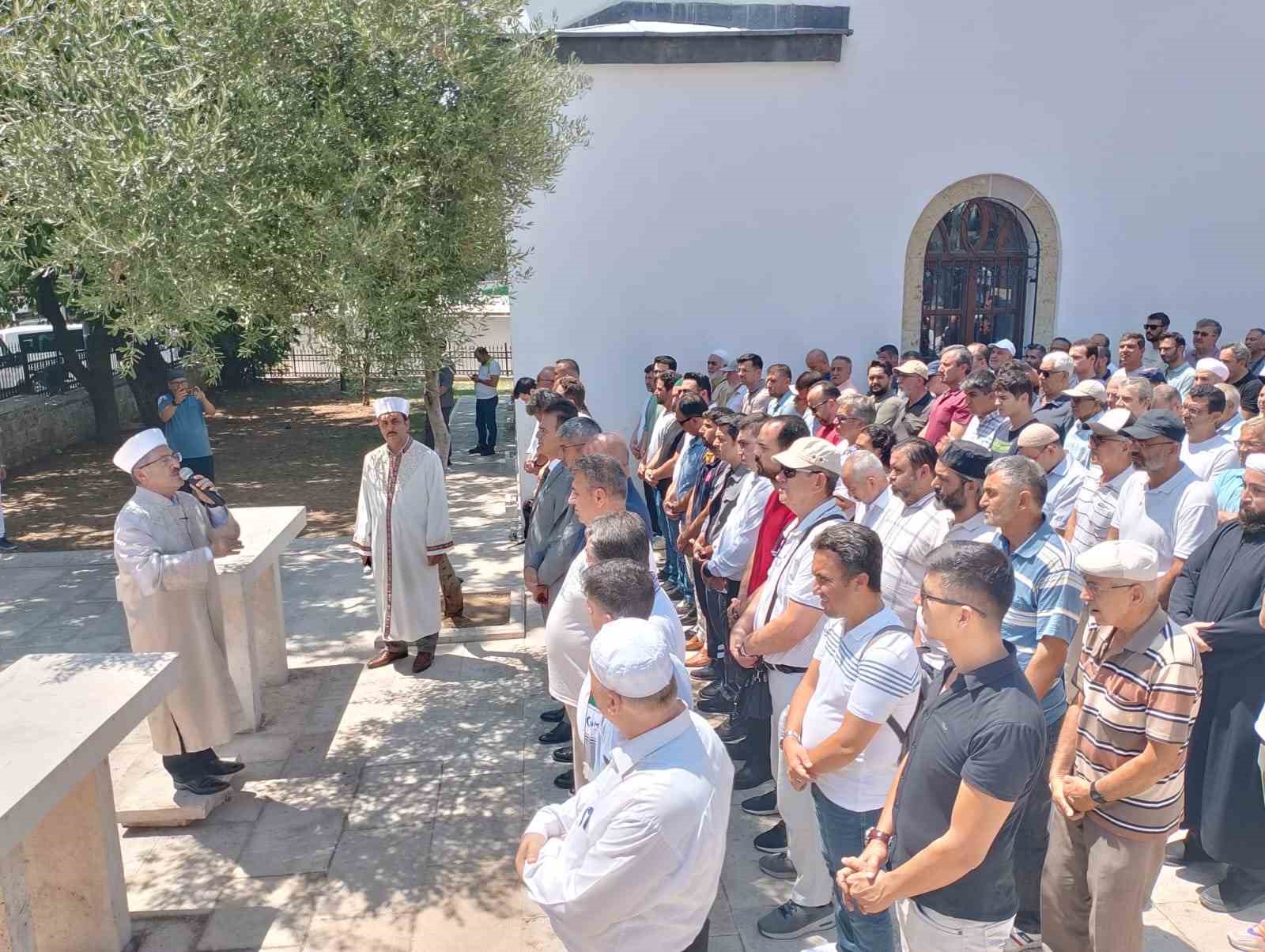 İsmail Haneyye için Muğla’da gıyabi cenaze namazı kılındı
