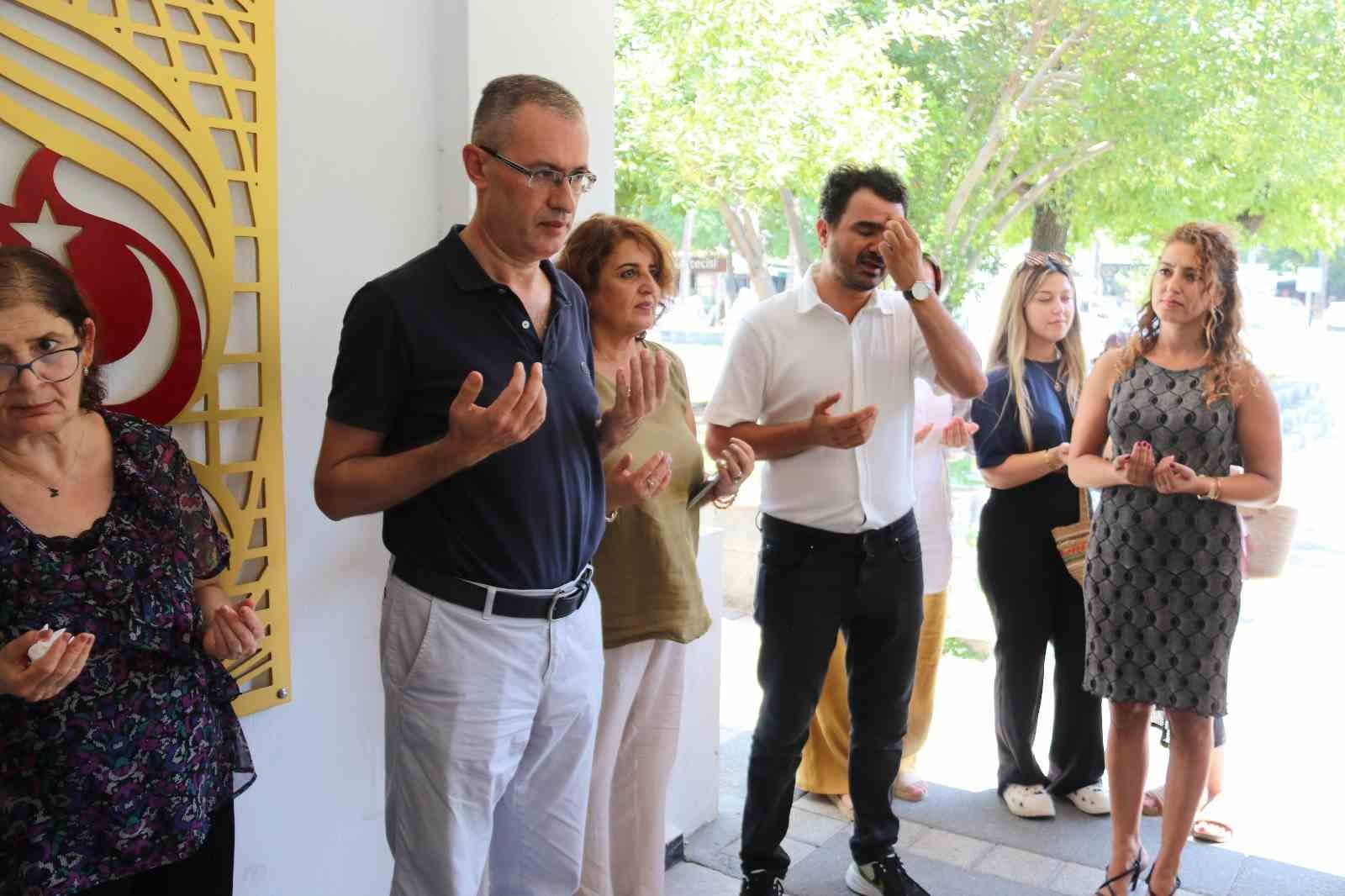 Fethiye Kaymakamlığı’ndan geleneksel aşure ikramı
