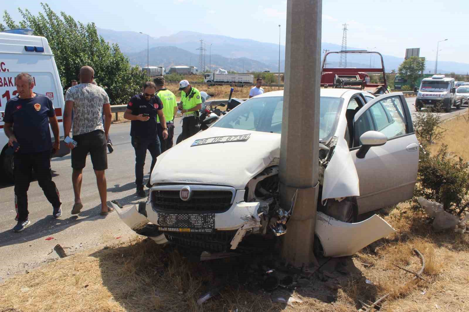 Manisa’da zincirleme kaza: 3 yaralı
