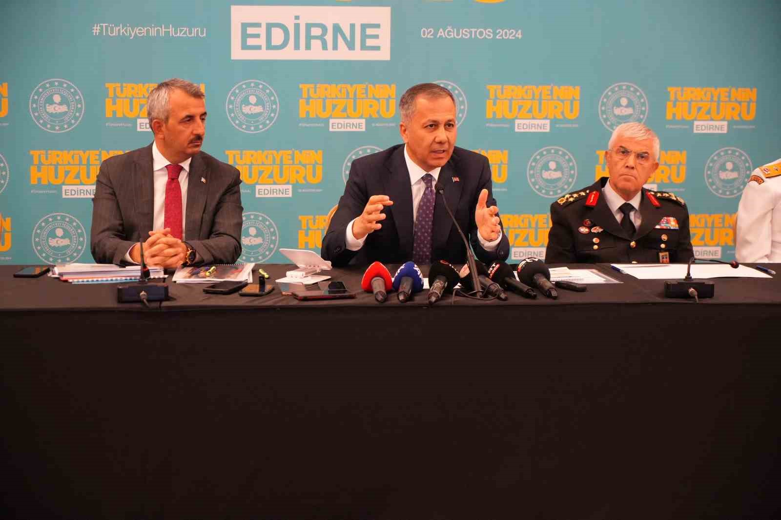 Bakan Yerlikaya: “Edirne göç rotası olmaktan çıktı”
