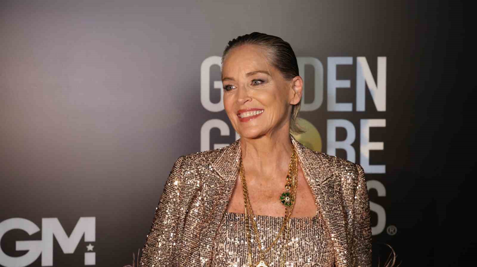 Dünyaca ünlü yıldız Sharon Stone ödülünü aldı
