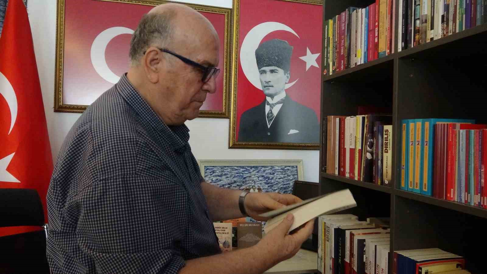 Emekli noter hayal ettiği Atatürk Kütüphanesi’ni kurdu
