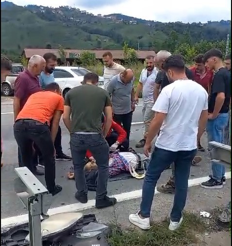 Rize’de trafik kazası: 1’i ağır 2 yaralı
