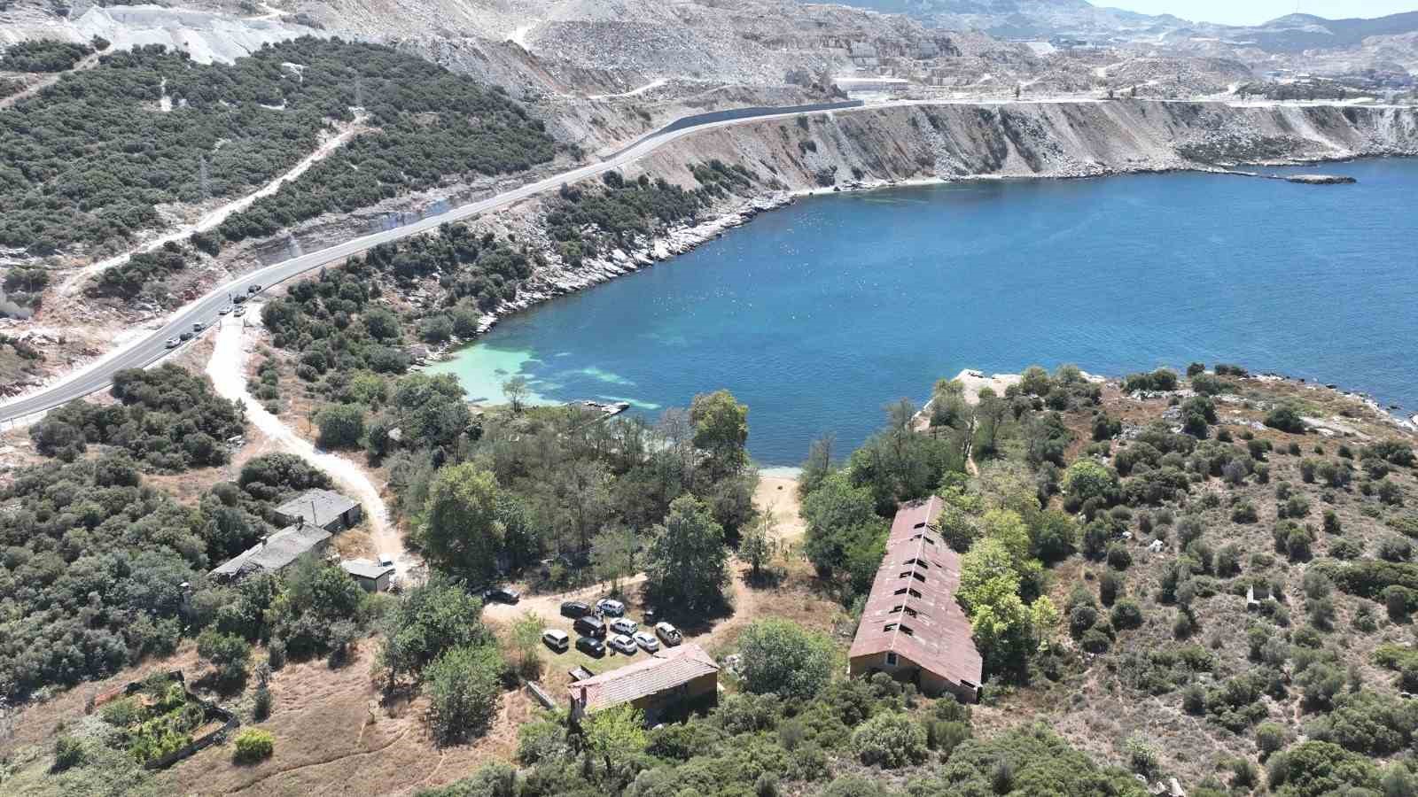 Başkan Ahmet Akın, Marmara Mermer Taş Fabrikası’nı geleceğe kazandıracak
