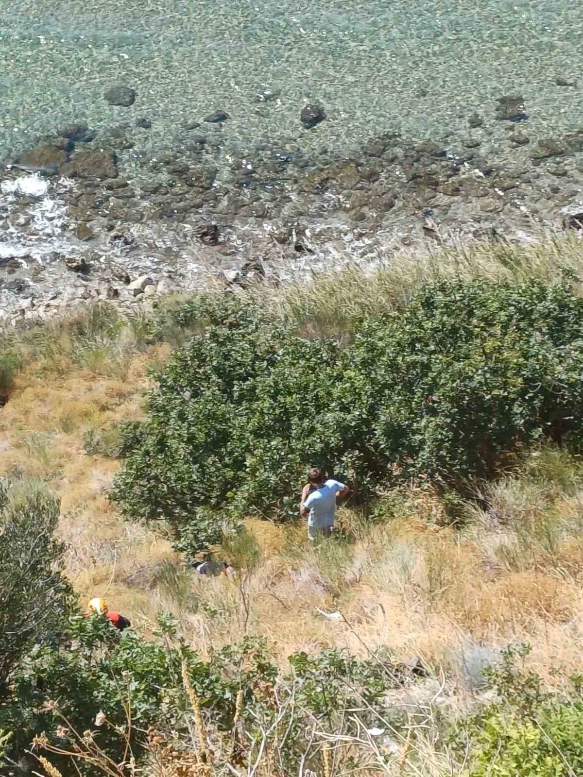 Çanakkale’de 30 metrelik uçurumdan düşen şahıs yaralandı
