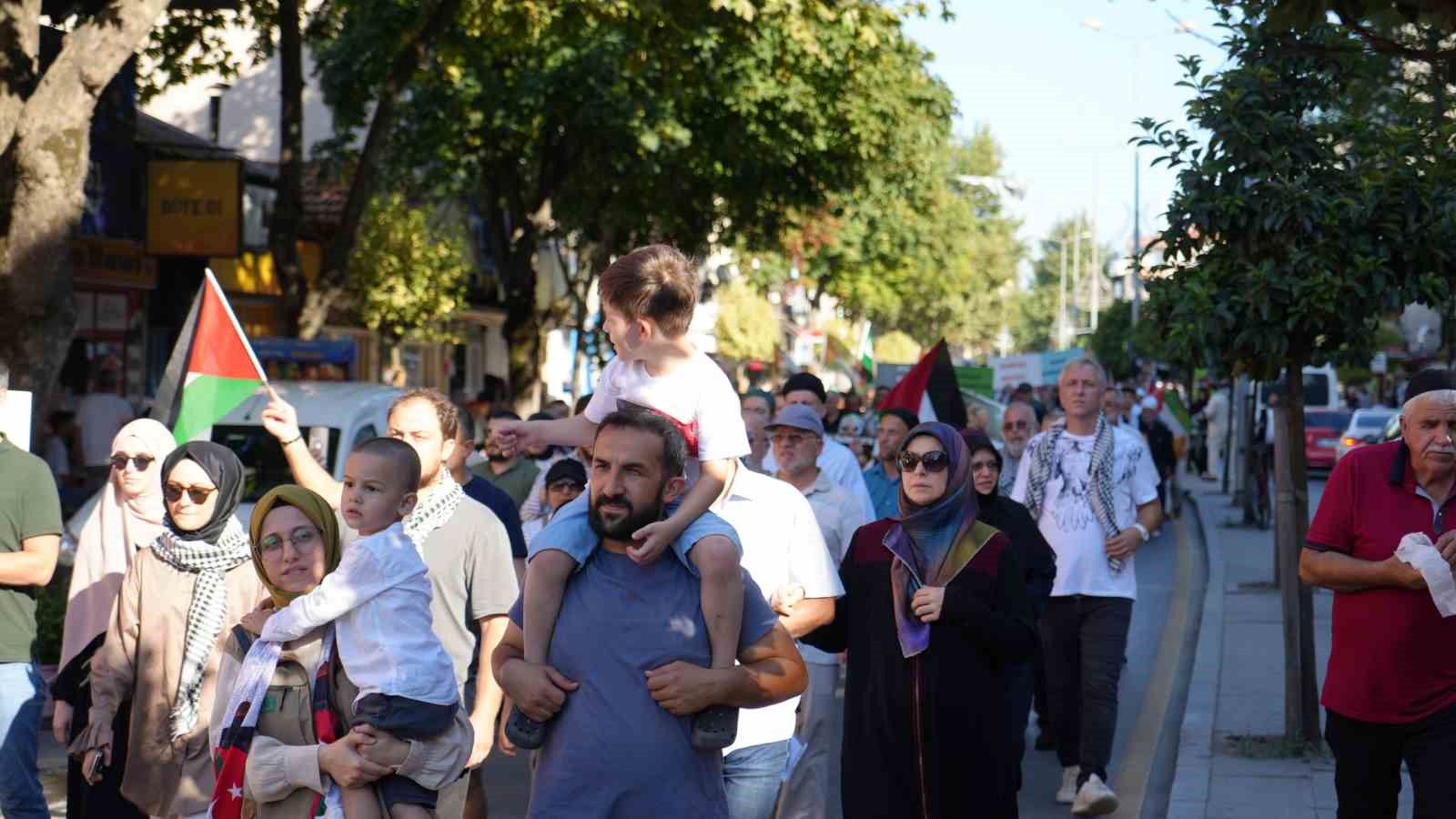 Sakarya’da binler Gazze ve İsmail Haniye için yürüdü
