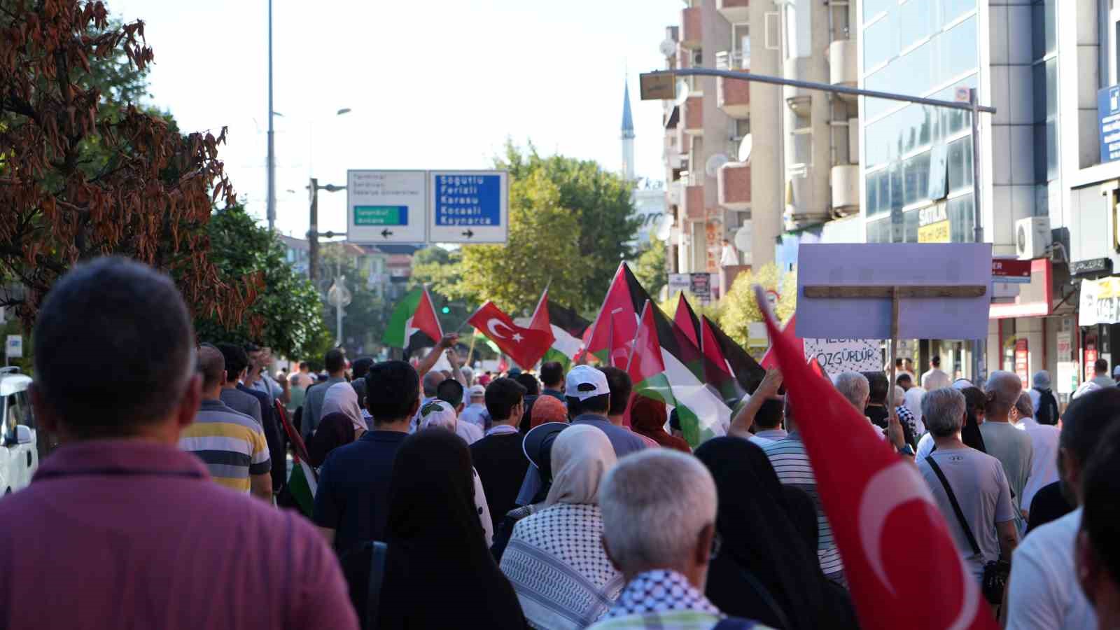 Sakarya’da binler Gazze ve İsmail Haniye için yürüdü
