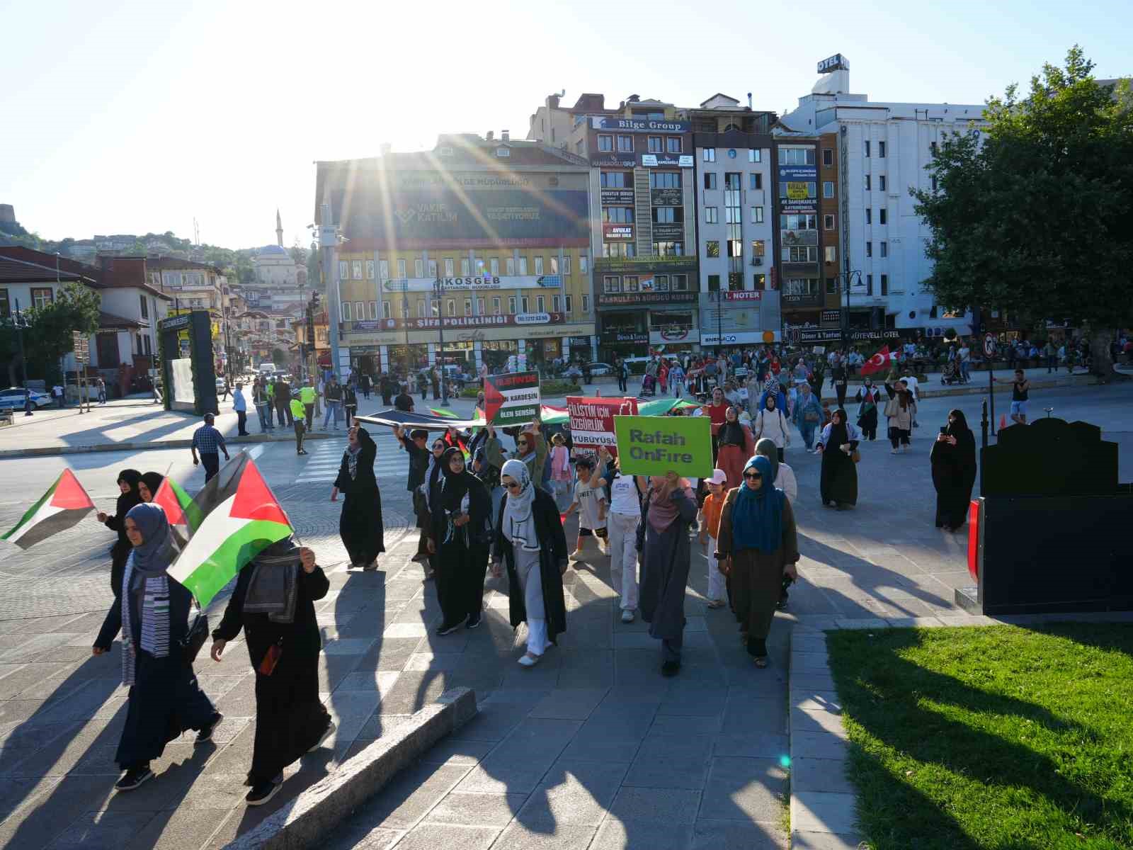 Kastamonu’da Filistin’e destek yürüyüşü gerçekleştirildi
