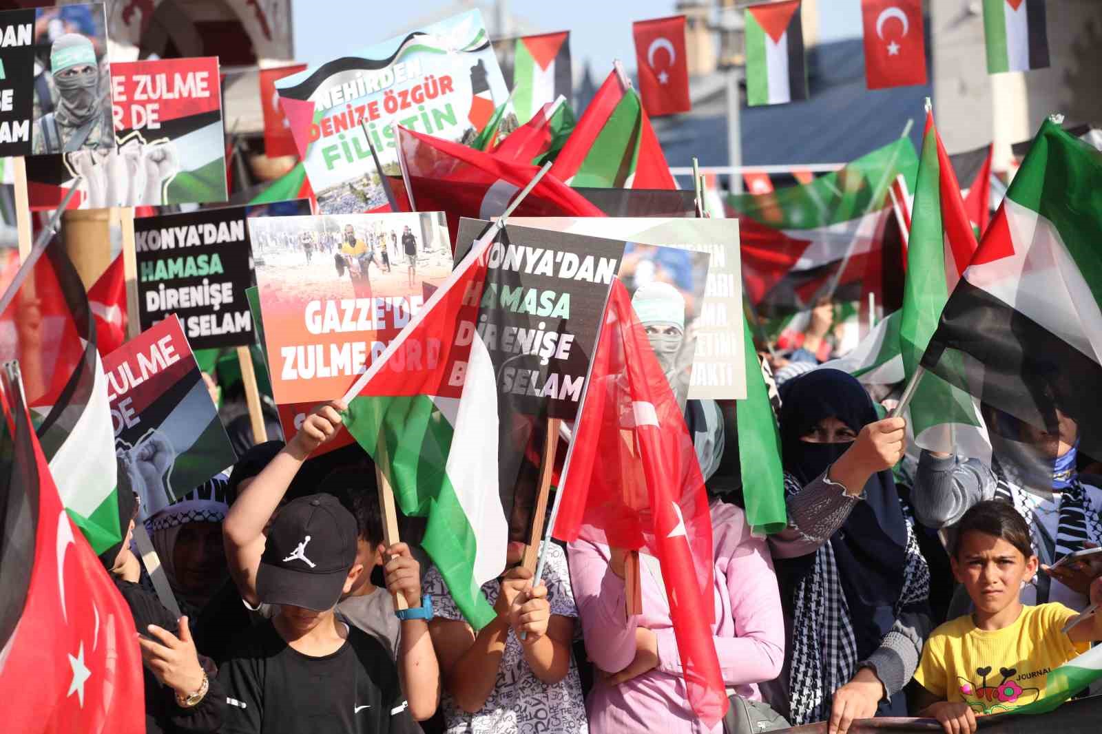 Konya Gazze mitinginde kenetlendi
