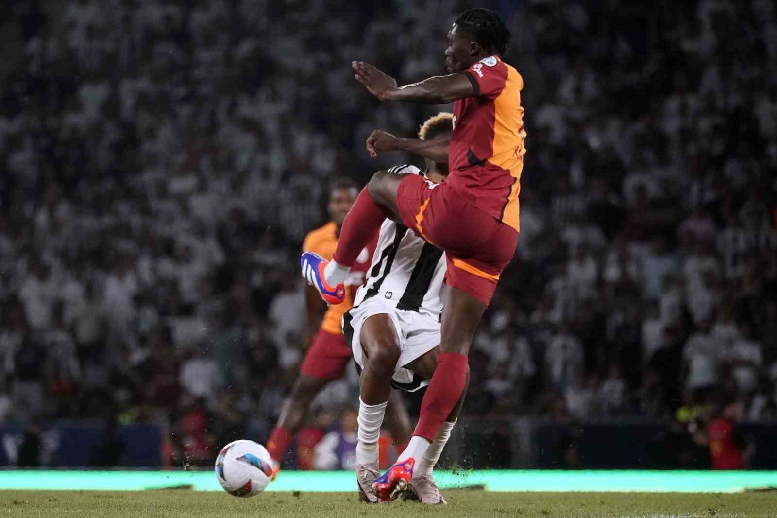 Turkcell Süper Kupa: Galatasaray: 0 - Beşiktaş: 5 (Maç sonucu)
