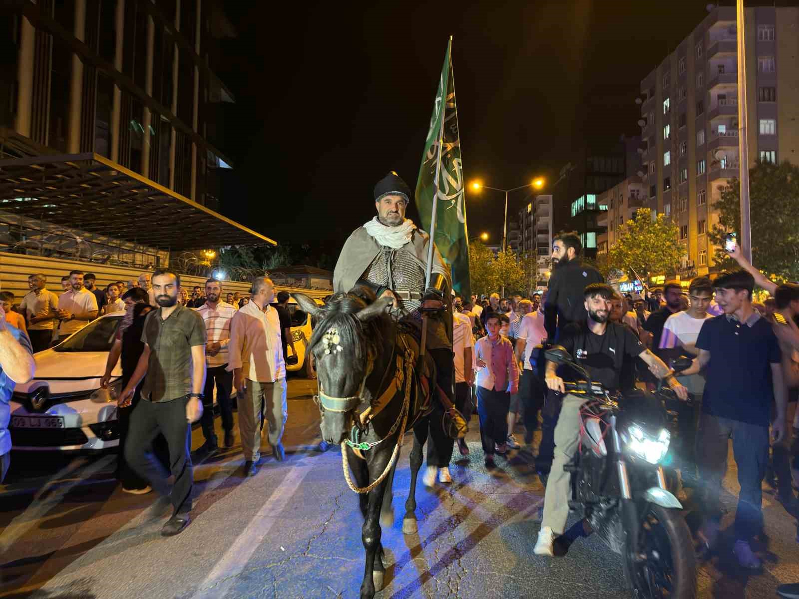 Diyarbakır’da İsrail’i protesto sonrası kahve zincirine taşlı saldırı
