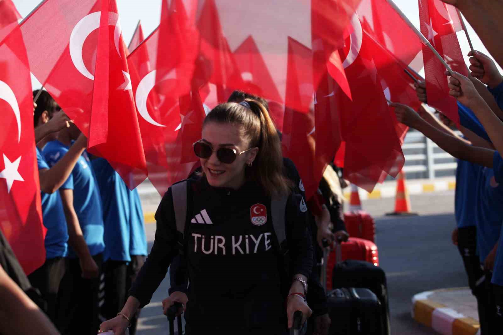 Milli tekvandocular Konya’dan Paris 2024 Olimpiyat Oyunları’na uğurlandı
