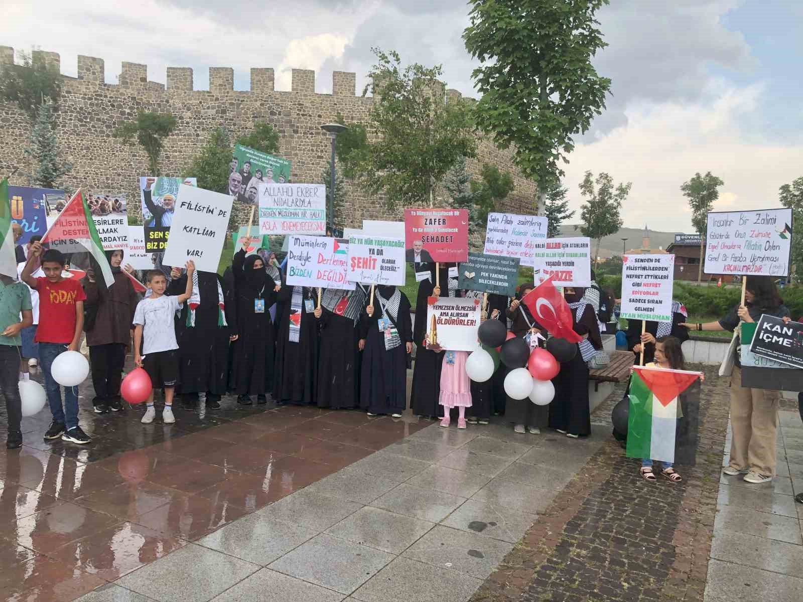 Sağlık çalışanlarının Filistin’de destek, İsrail’e protesto yürüyüşleri devam ediyor
