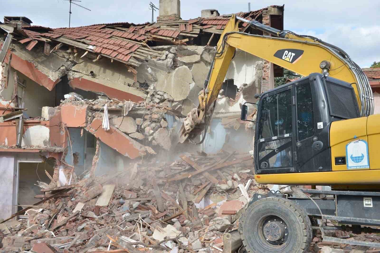 Yıldırım’da kaçak yapıya geçit yok
