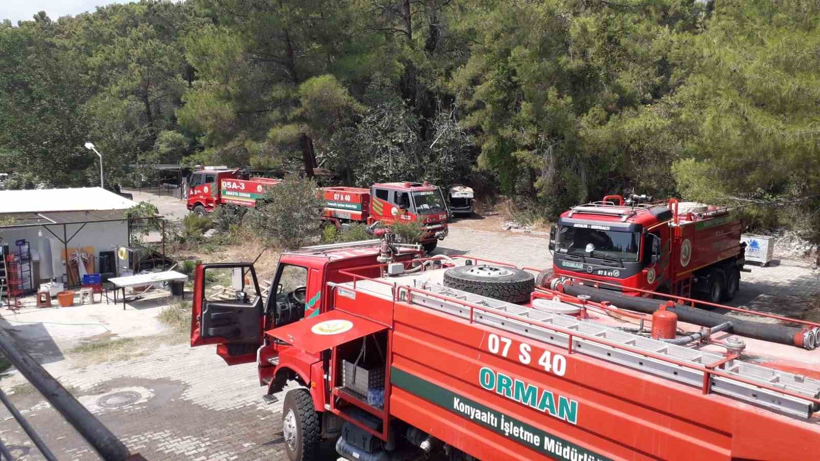 Antalya Kemer’de çıkan orman yangını kontrol altına alındı
