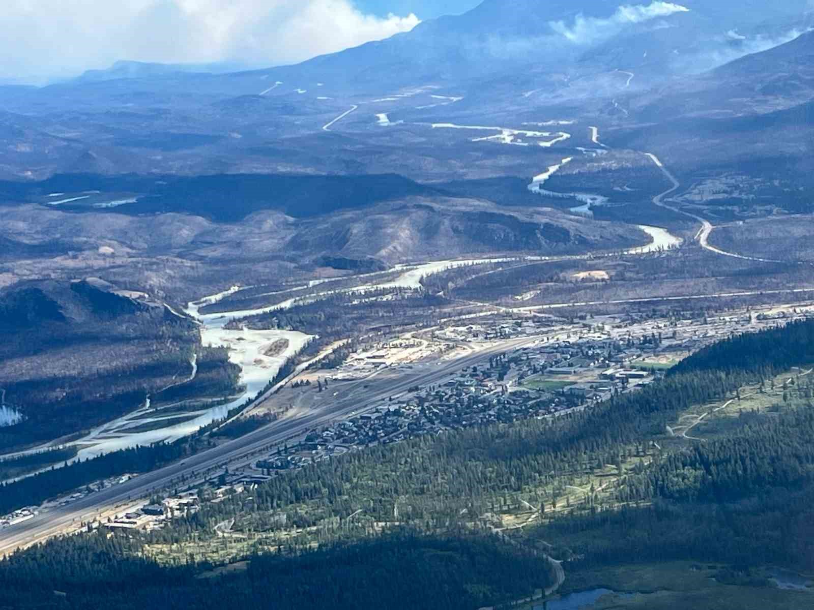 Kanada’nın Alberta eyaletindeki orman yangınında 1 kişi öldü
