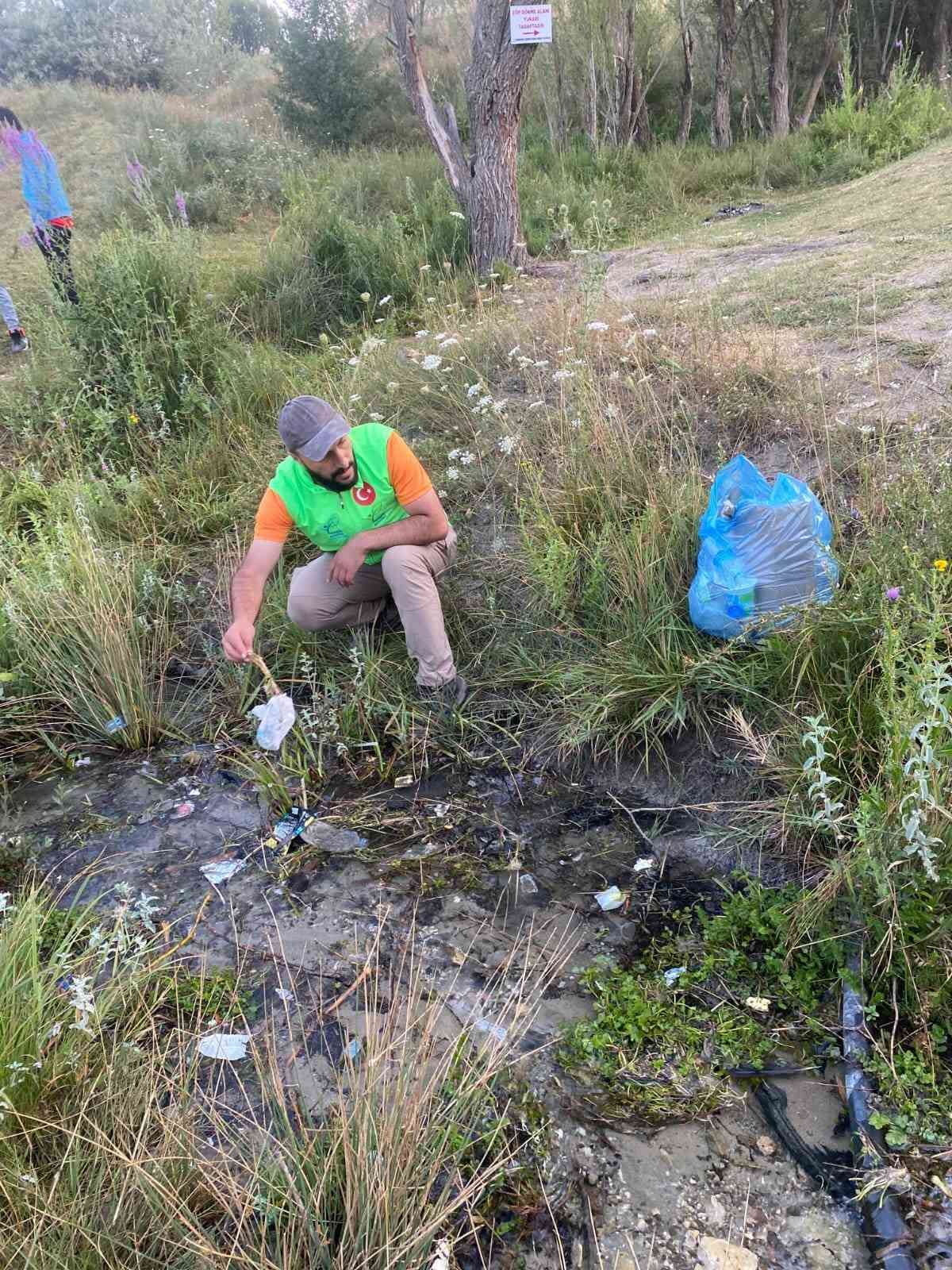 Şamran Kanalı için 51 kilometre yürüdüler
