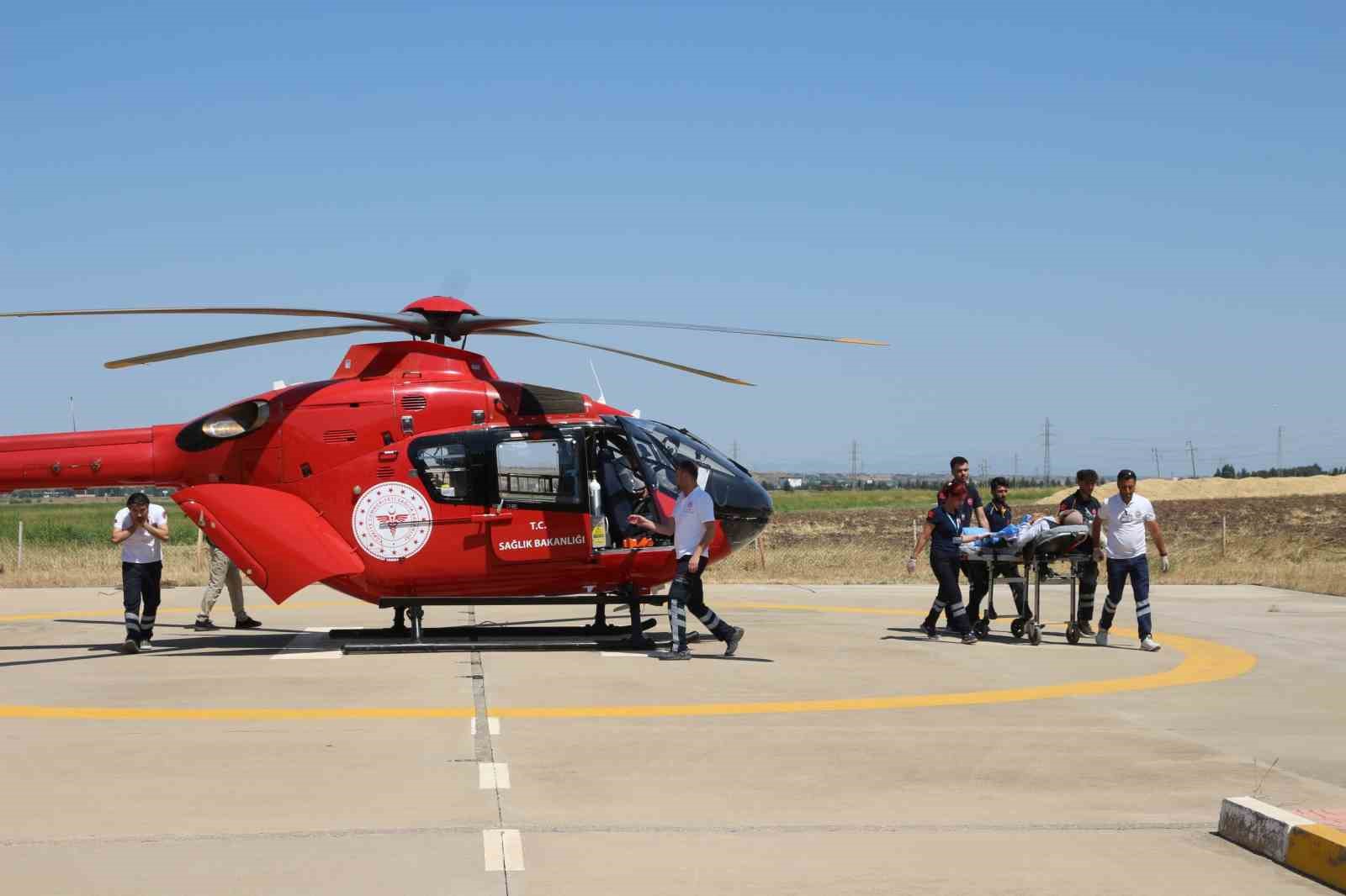 Diyarbakır’da kalp krizi geçiren 72 yaşındaki adam ambulans helikopterle hastaneye sevk edildi
