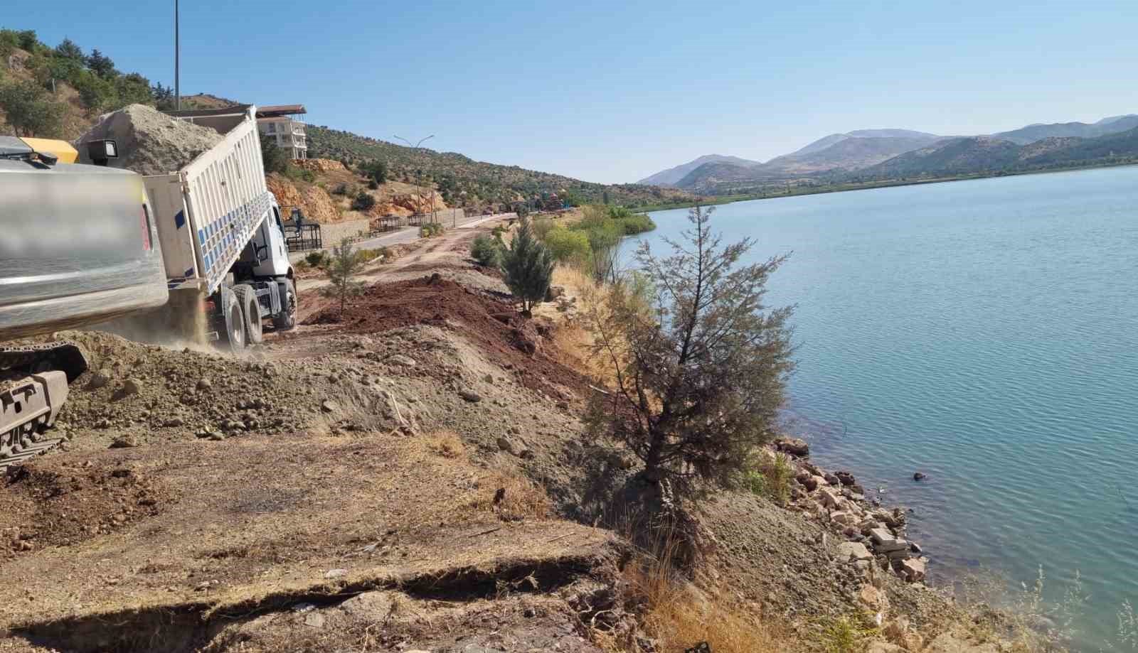 Gölbaşı Doğa Parkı’nın çevre düzenlemesi yapılıyor
