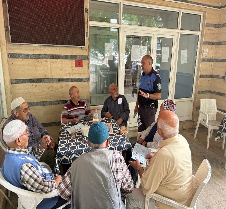 Isparta’da toplum destekli polis ekipleri bin 227 vatandaşı bilgilendirdi
