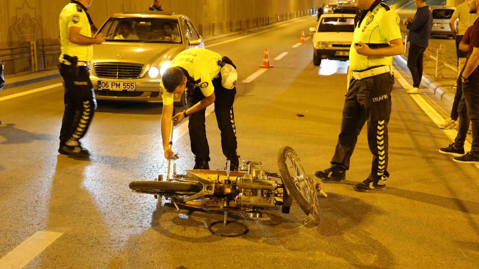 Oğlu kanlar içinde yerde yatan babanın çaresizliği yürekleri dağladı
