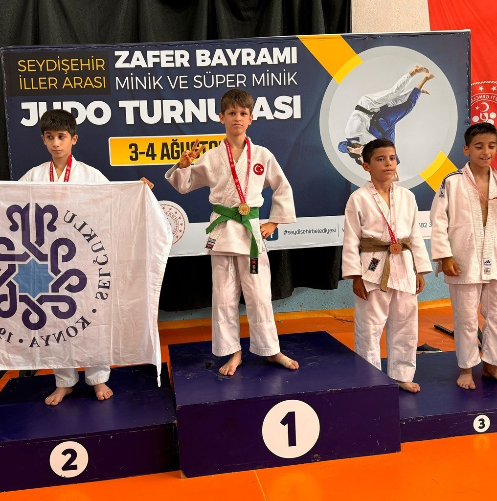 Zafer Bayramı Judo Turnuvası’nda şampiyon Ümraniye
