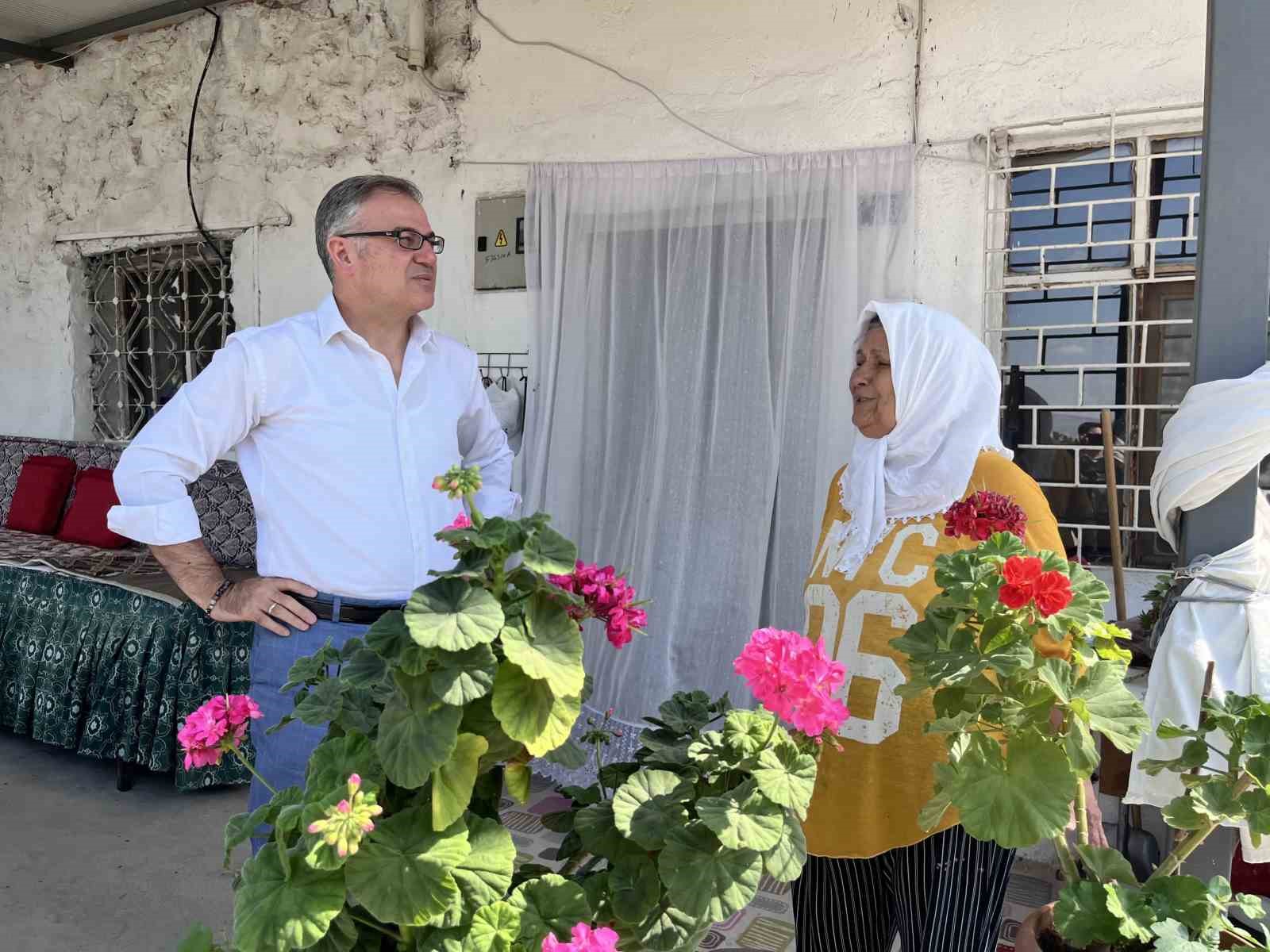 Başkan Özdoğan; yangın bölgesini inceledi
