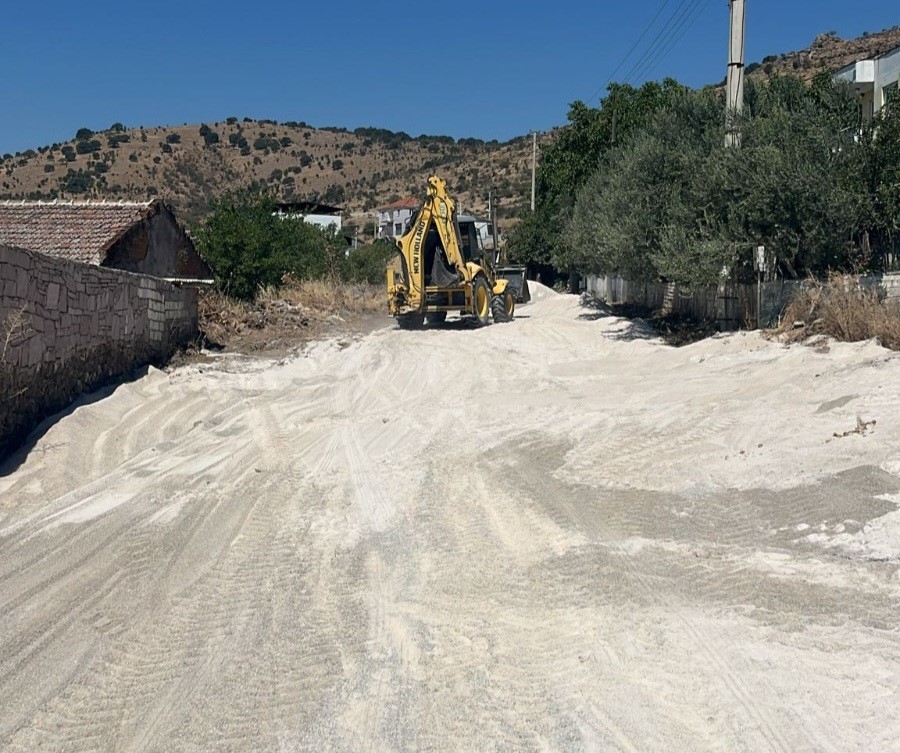 Yunusemre Belediyesinden Bağyolu Mahallesine parke taşı hizmeti
