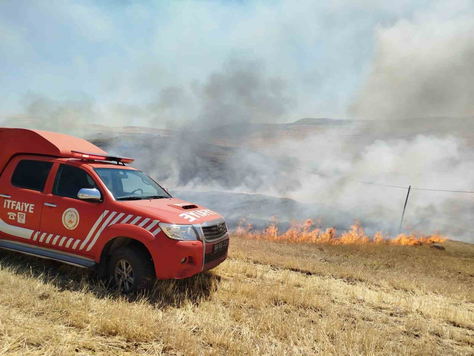 Malatya’da anız ve bahçe yangınları
