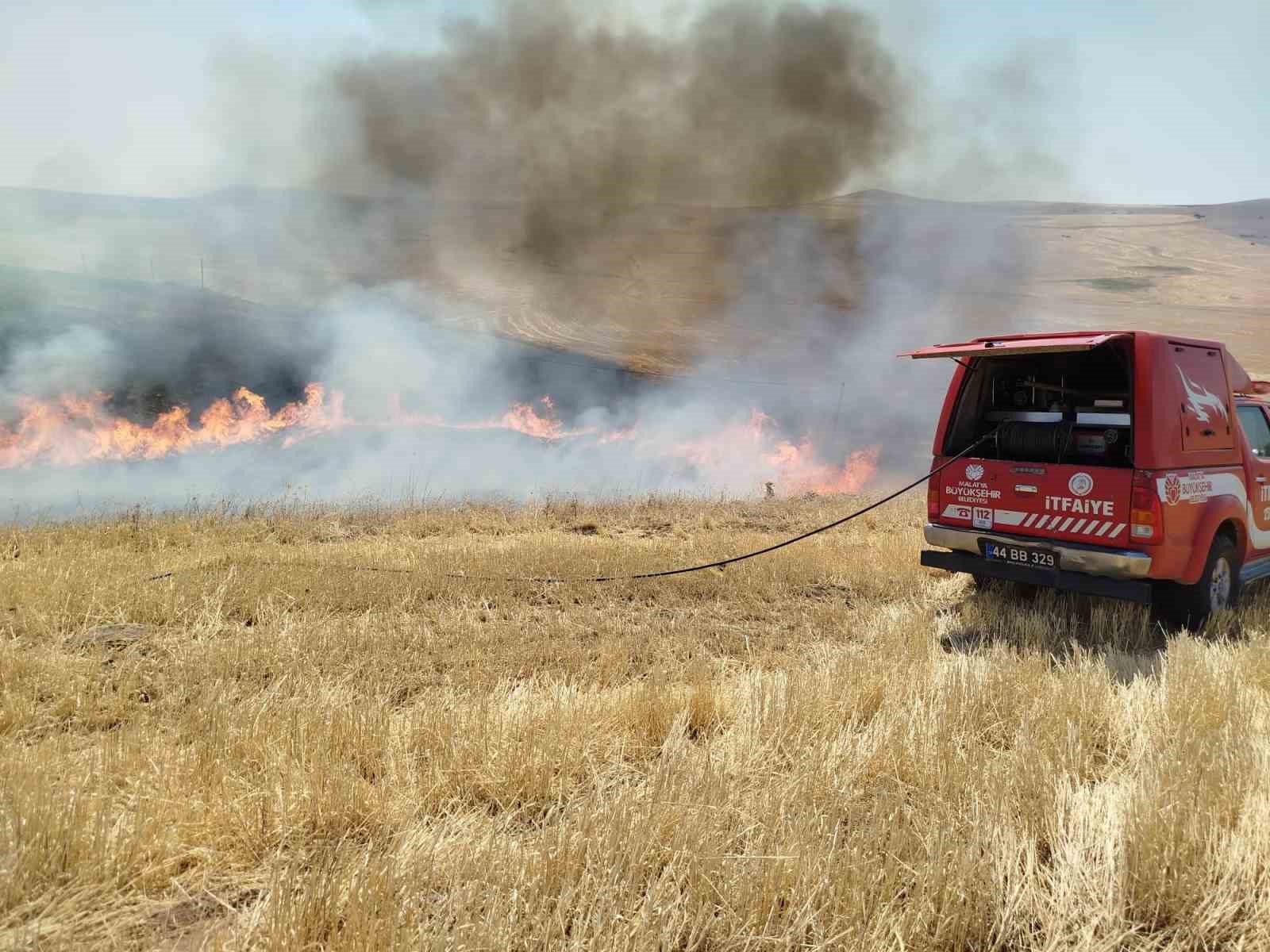 Malatya’da anız ve bahçe yangınları
