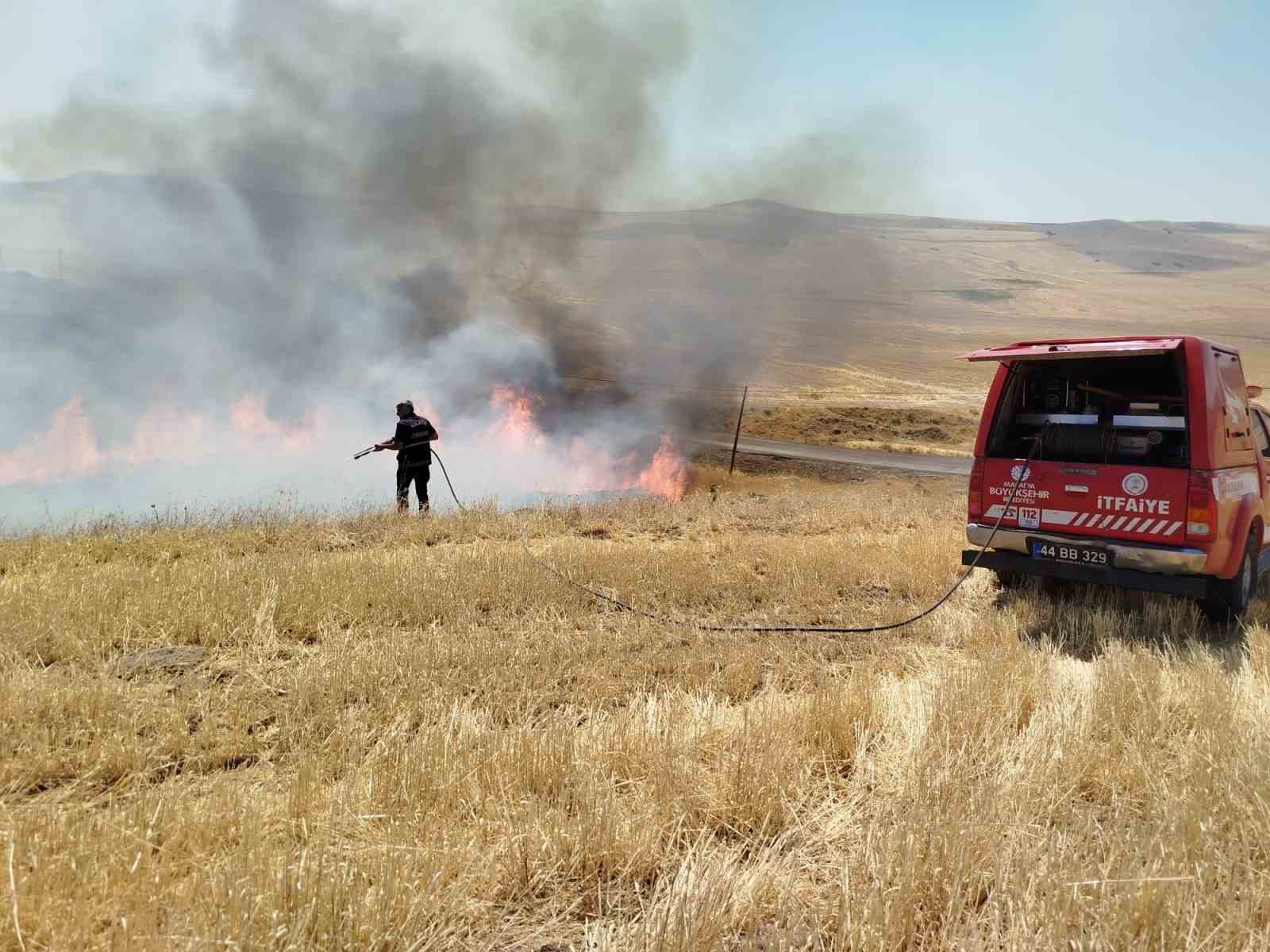 Malatya’da anız ve bahçe yangınları
