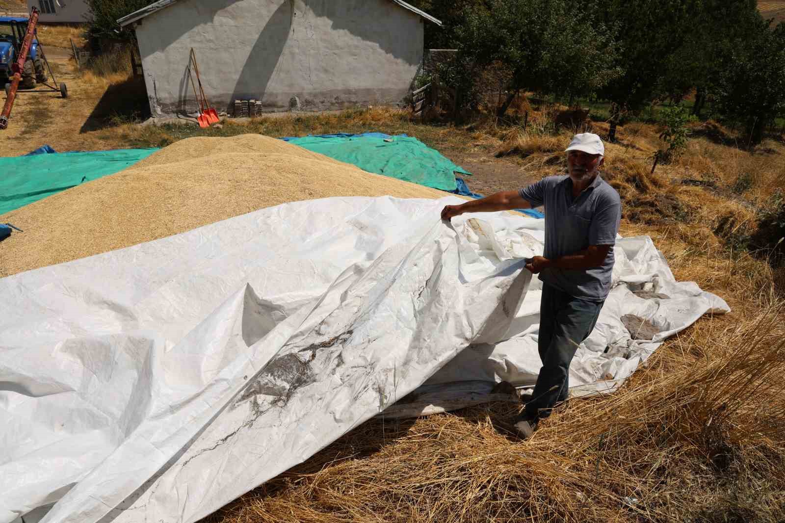 Termik santralden yayılan kömür külü köylüyü kanser etti
