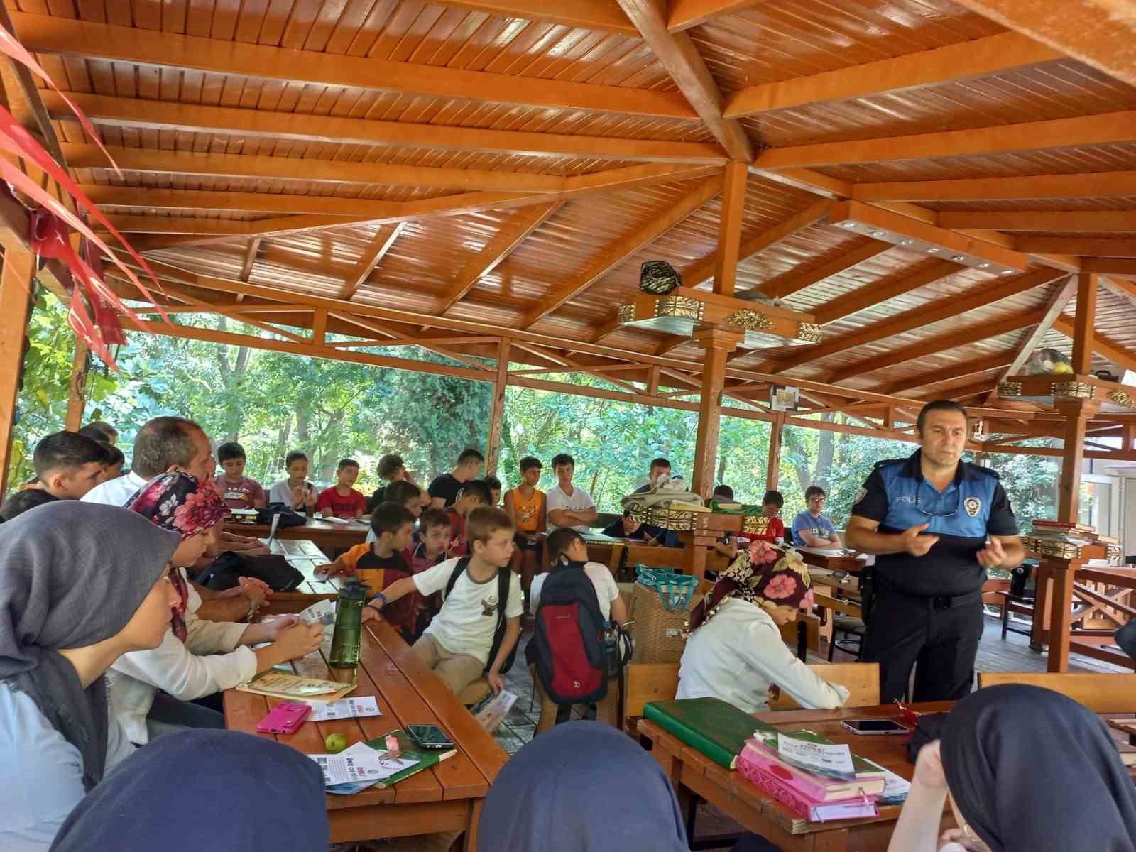 Polis suda boğulmalara karşı uyardı
