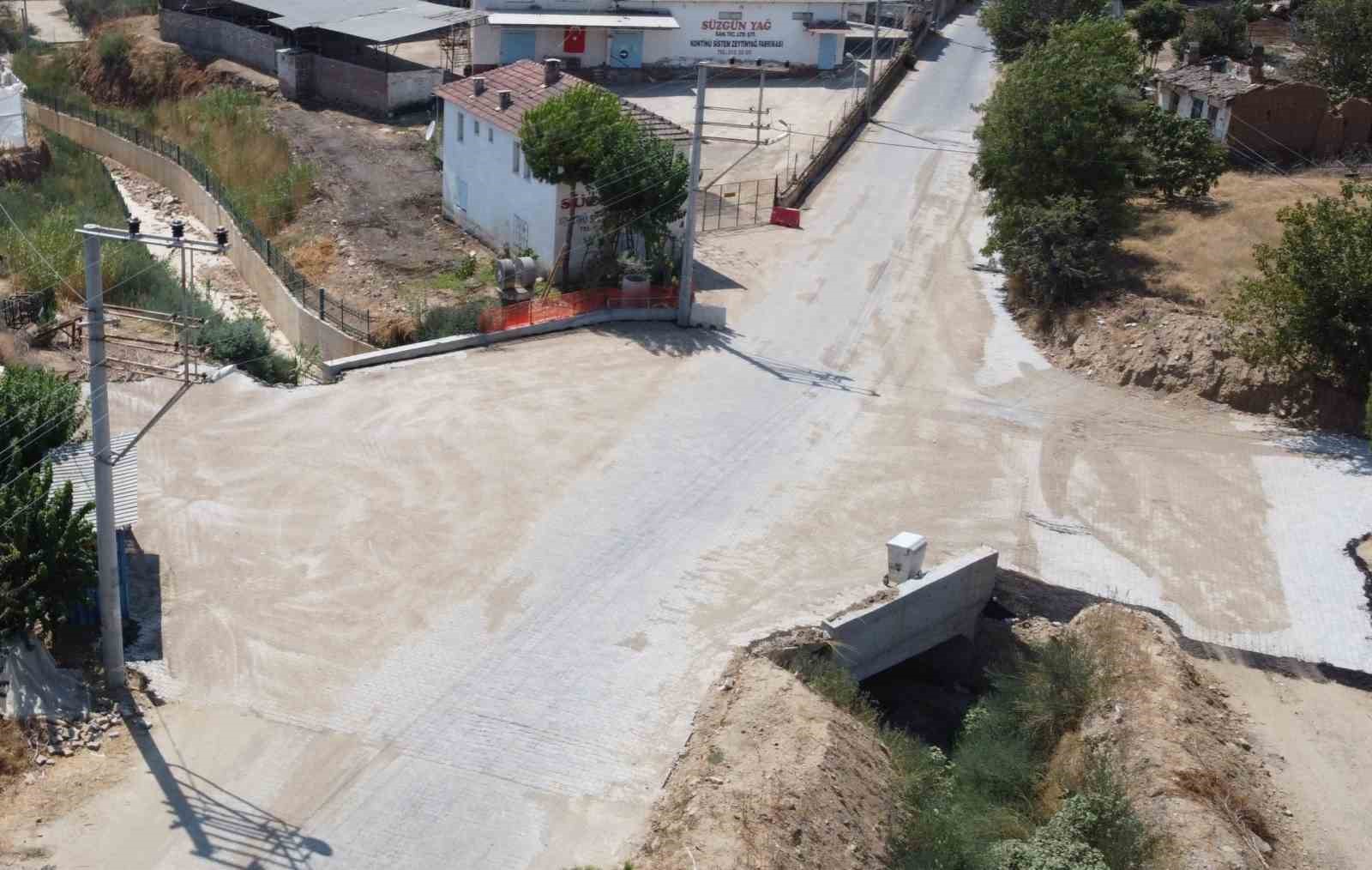 Ocaklı Mahallesi’nde bozulan yol yenilendi
