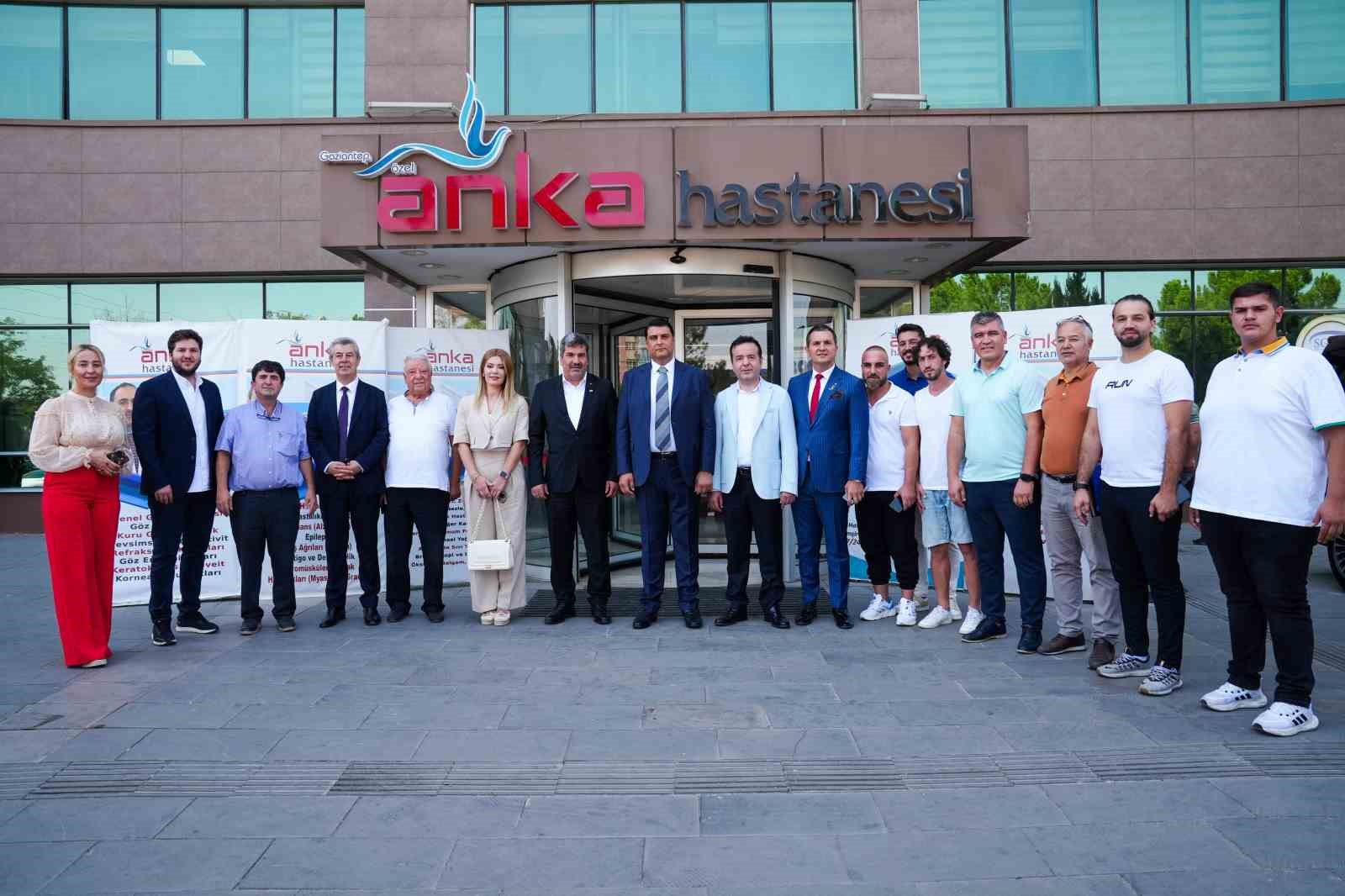 ANKA Hastanesi, Şehitkamil Belediyespor Kulübü’ne sponsor oldu
